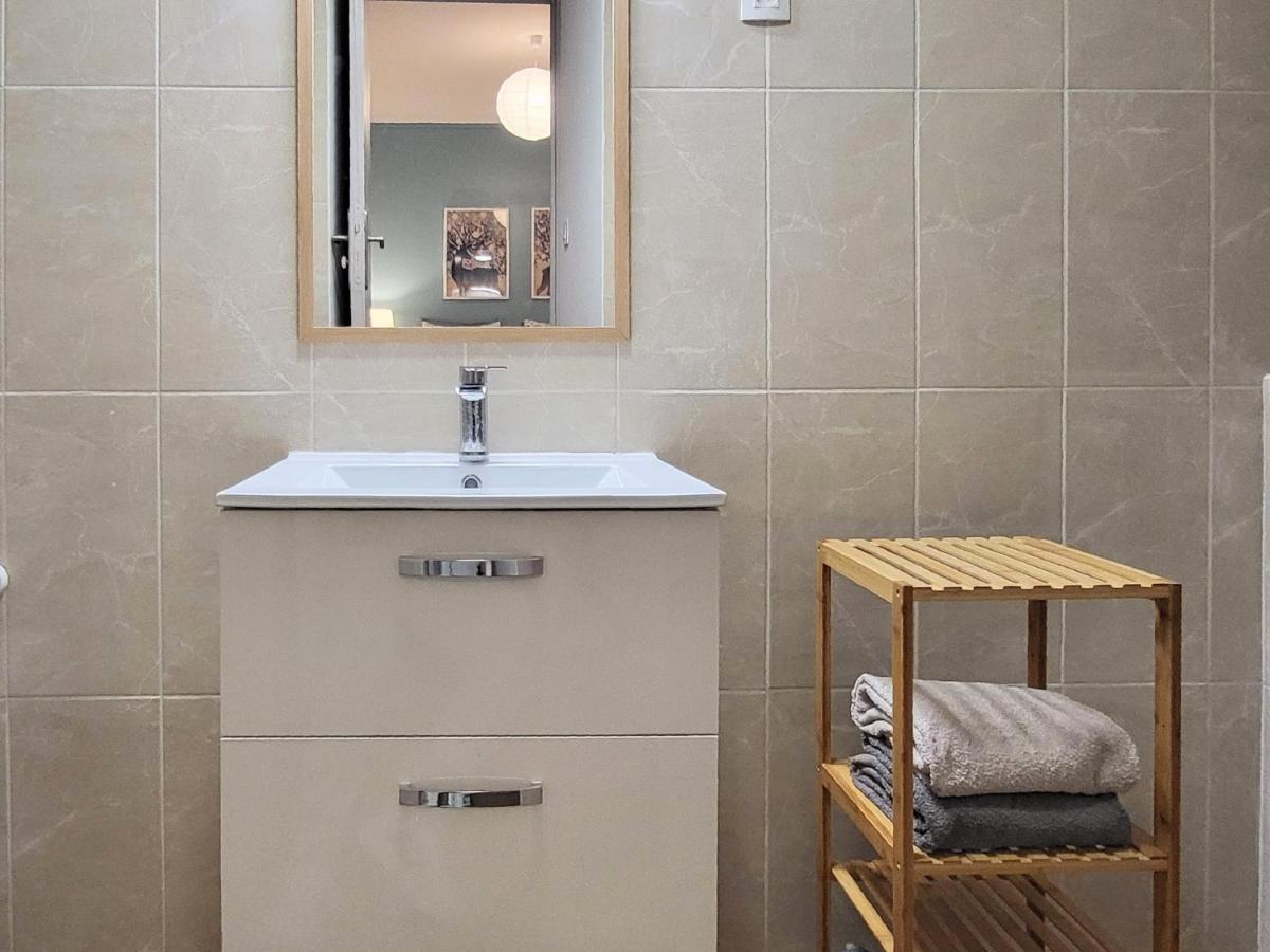 Appartement 1 Chambre, Cuisine, Coin Salon, Salle De Bain サン・クロード エクステリア 写真